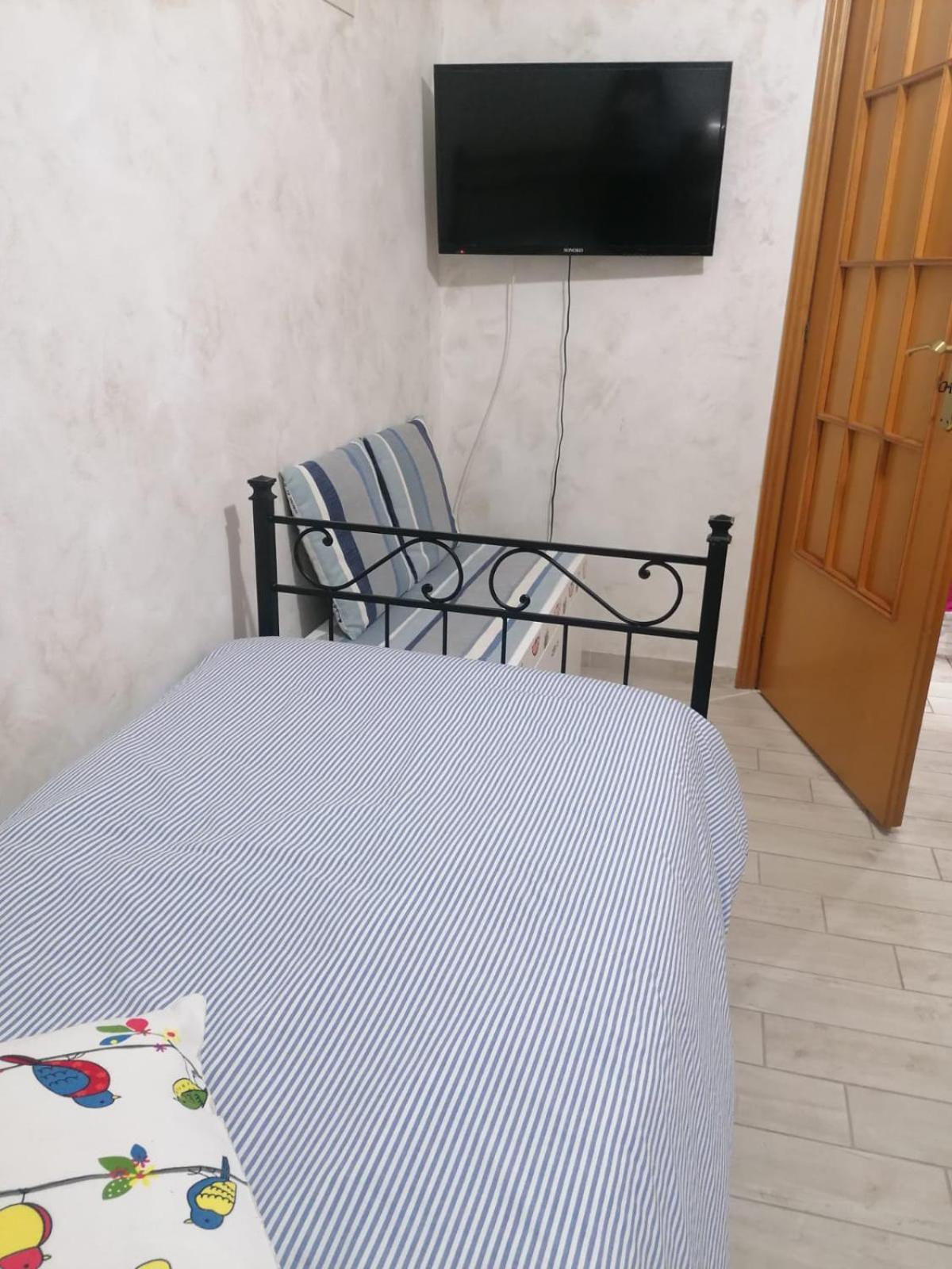 Casa Vacanza Sweet Home Giardini Naxos Quarto foto
