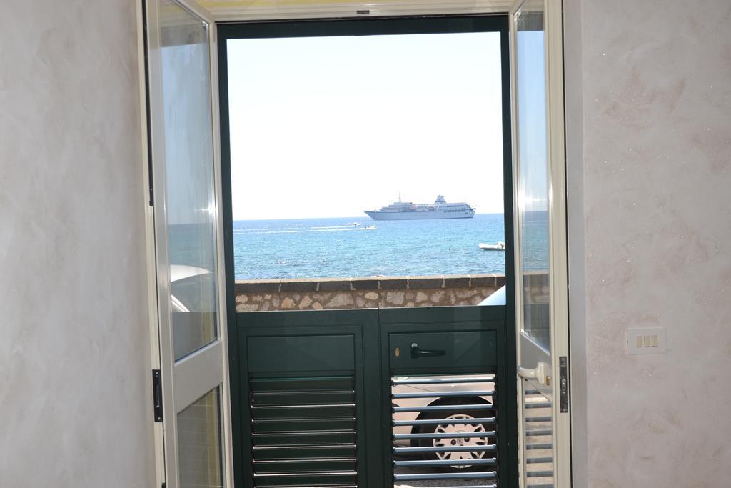 Casa Vacanza Sweet Home Giardini Naxos Exterior foto